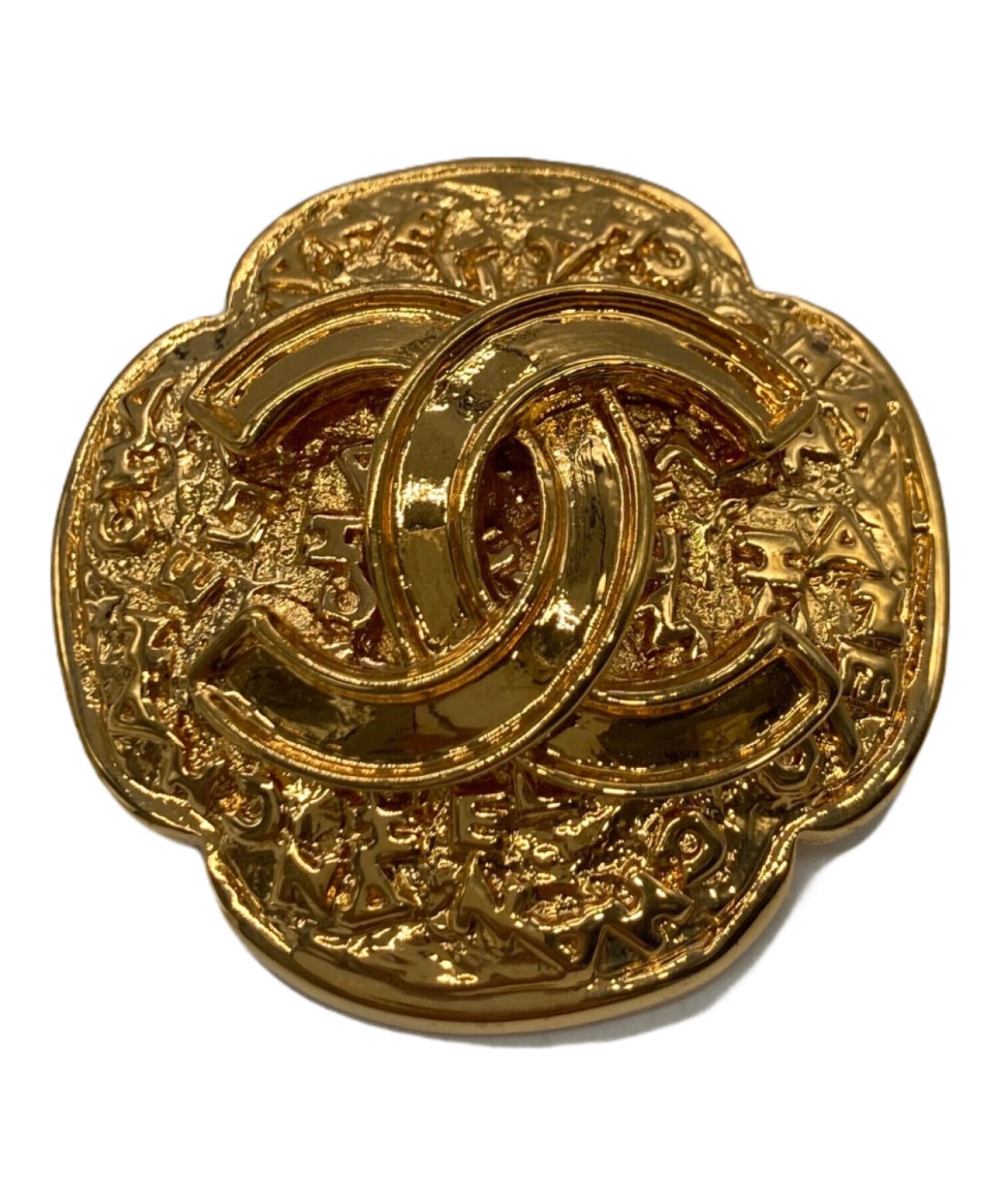 CHANEL / シャネル】ココマークブローチ | 時代を超えて輝きを放つ