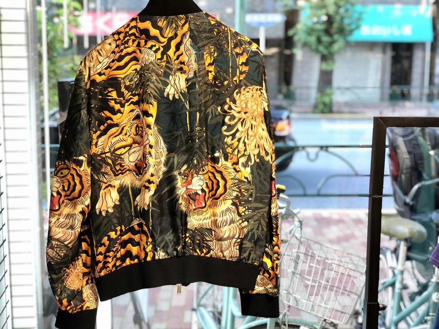 【美品】DSQUARED2　20SS　タイガーボンバー　ブルゾンジャケット 美品】DSQUARED2 20SS タイガーボンバー ブルゾンジャケット