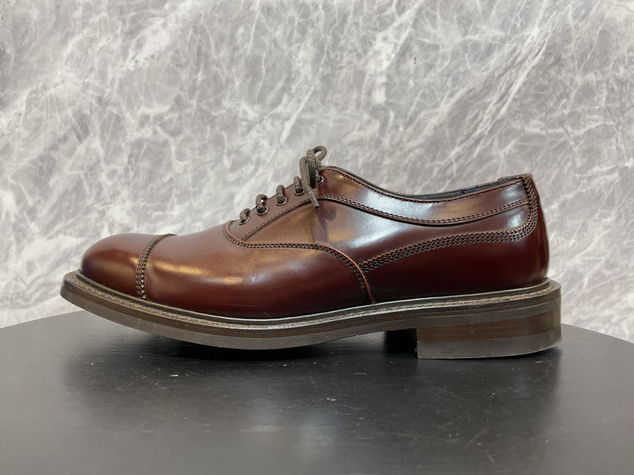 Tricker's ストレートチップ シューズ