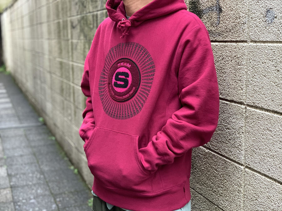 Supreme/シュプリーム】より20AW Chenille Applique Hooded