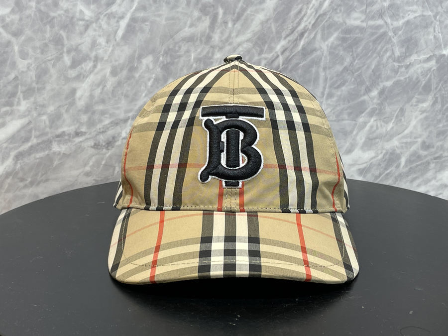 美品✨️バーバリー ベースボールキャップ ノバチェック TBロゴ ヴィンテージ BURBERRY/バーバリー】よりノバチェックベースボールキャップが買取
