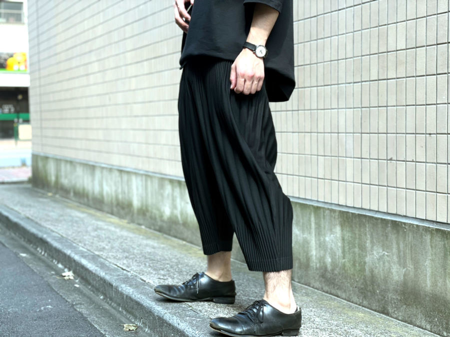 HOMME PLISSE ISSEY MIYAKE/オムプリッセ イッセイミヤケ】よりPLEATS