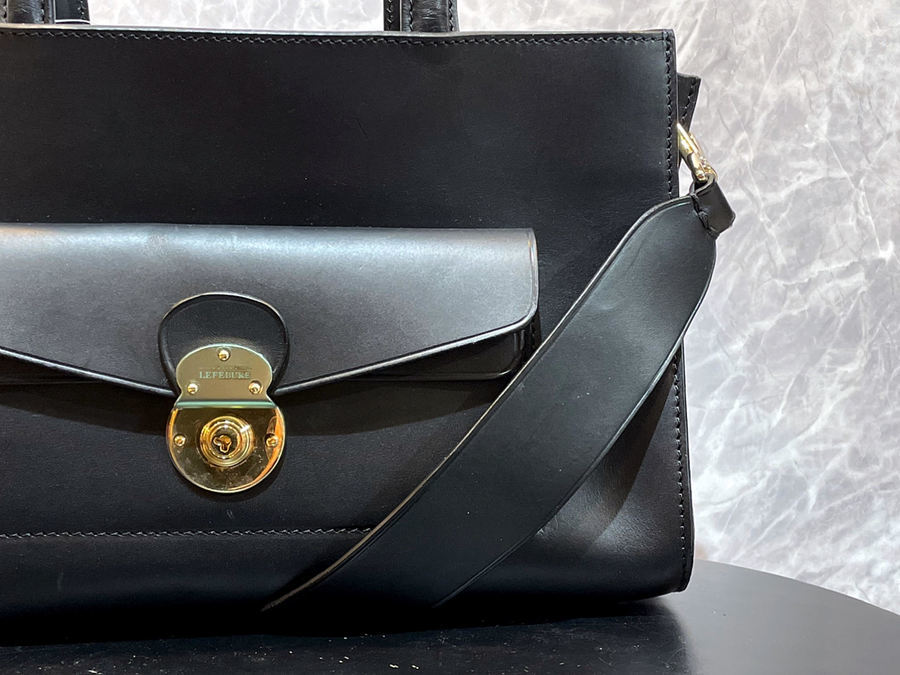 celine LEFEBURE/セリーヌレフェビュア】より2WAYショルダーバッグが  