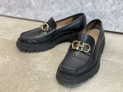 「インポートブランドのSalvatore Ferragamo 」