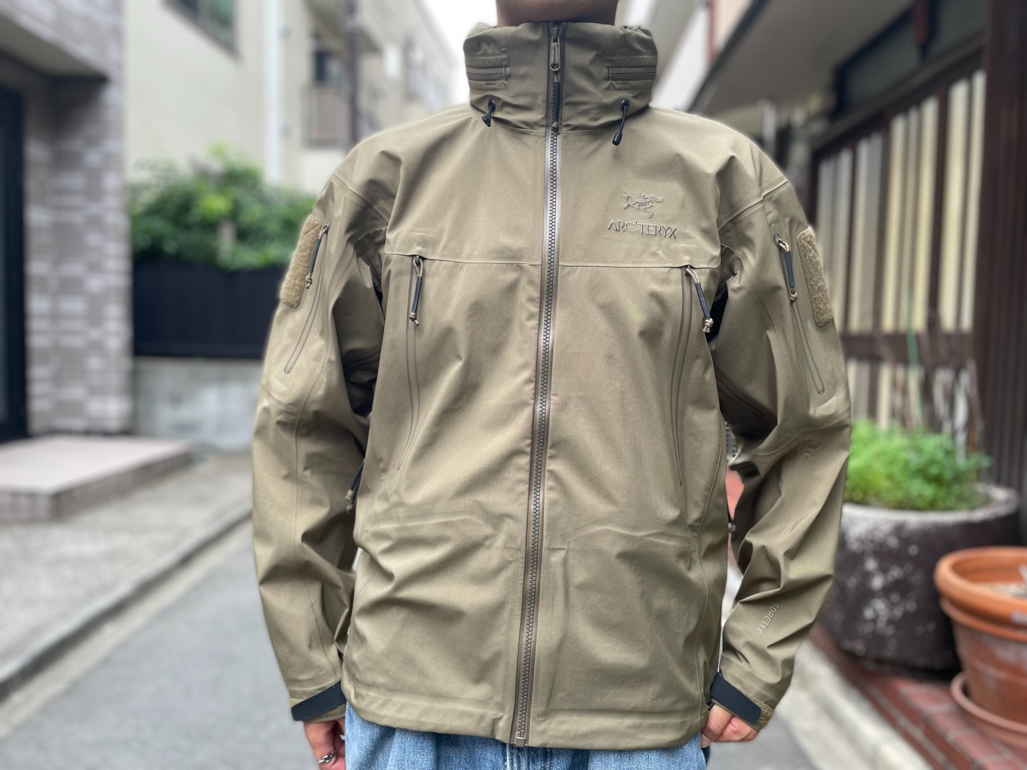 ARC'TERYX LEAF/アークテリクスリーフ】Alpha Jacket GEN1が入荷して