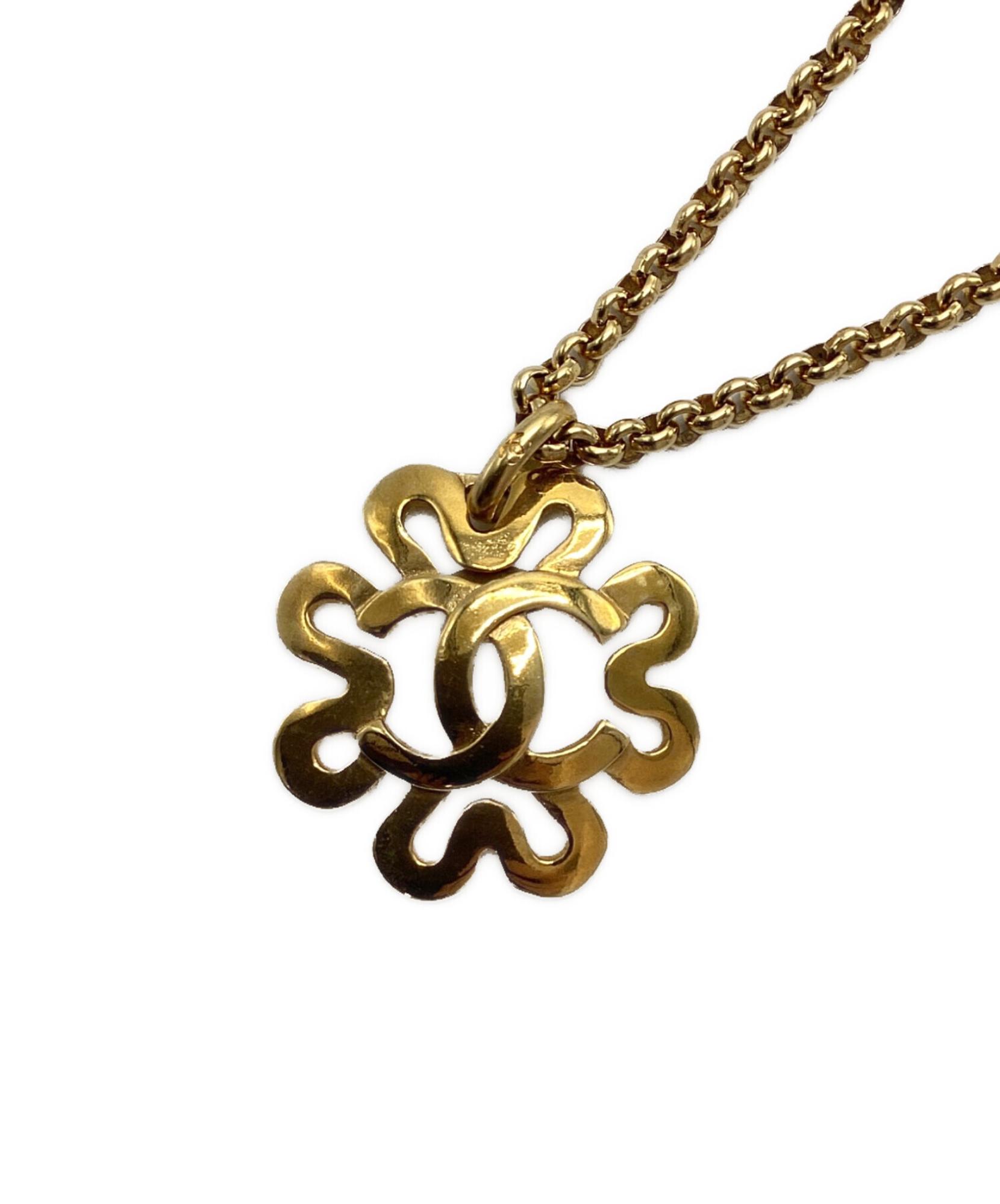 CHANEL（シャネル） ココマーク＆フラワーモチーフ ネックレス 07A CHANEL / シャネル】フラワーココマークネックレス | 胸元に咲く、時を