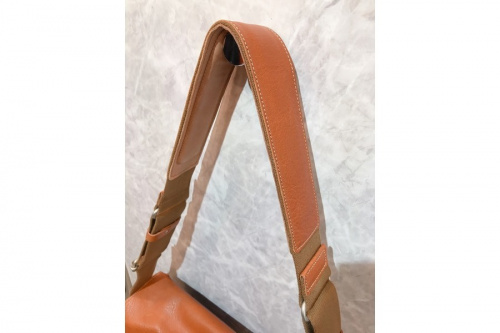 アクリュのアオイロのボノ