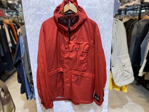 アディダス オリジナルス バイ シーピーカンパニーのゴーグルジャケット