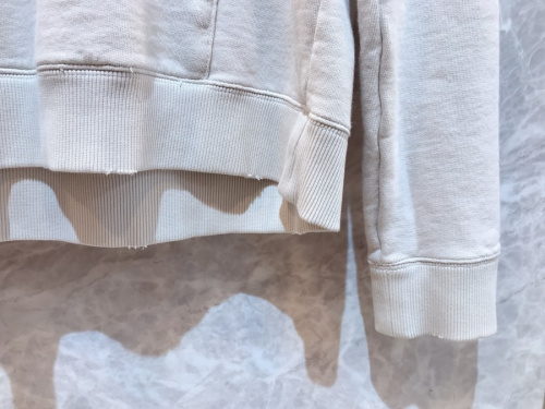 ロゴプリントダメージ加工パーカーのメンズ