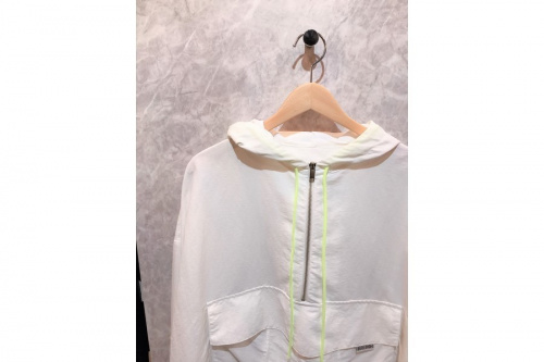 ストリートブランドのROCKET×LUNCH