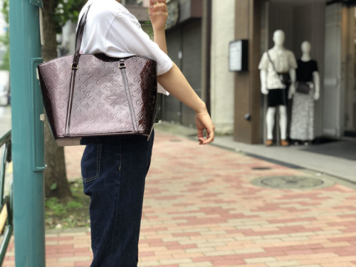 LOUIS VUITTON 　のルイ ヴィトン　