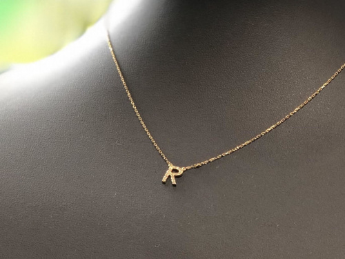 k18 ダイヤイニシャルネックレスのレディース