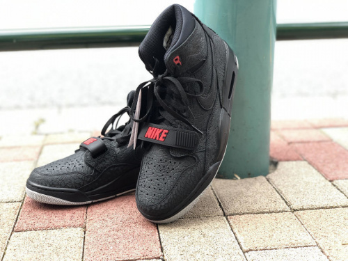 スニーカーのNIKE