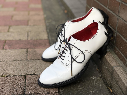 ハザマの惹きずり込まれる運命のドレスシューズ