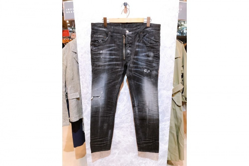 DSQUARED2のディースクエアード