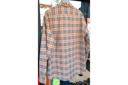 バーバリーのニュークラシックチェックシャツ