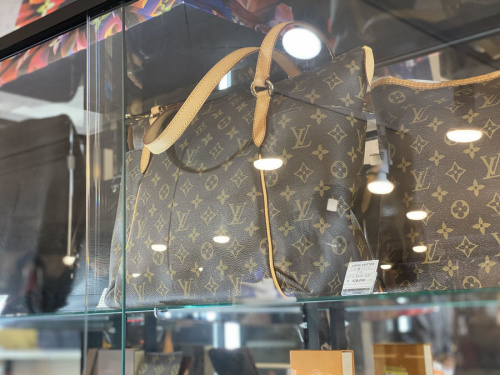 LOUIS　VUITTONのルイヴィトン