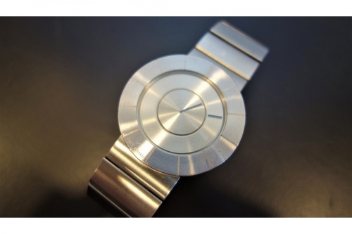 ISSEY MIYAKEのイッセイミヤケ