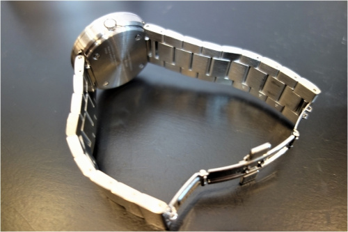 イッセイミヤケのVJ20-0010 吉岡徳仁デザイン