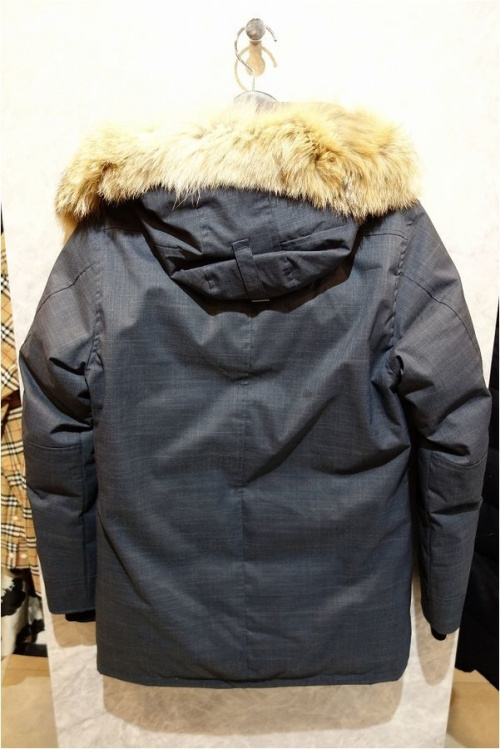 カナダグースの3481JMB　creston parka edifice別注モデル