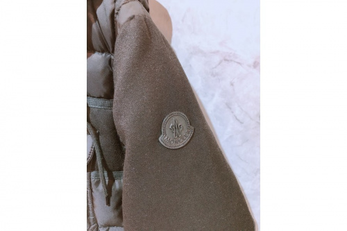 RYAN　ダウンジャケットのメンズ