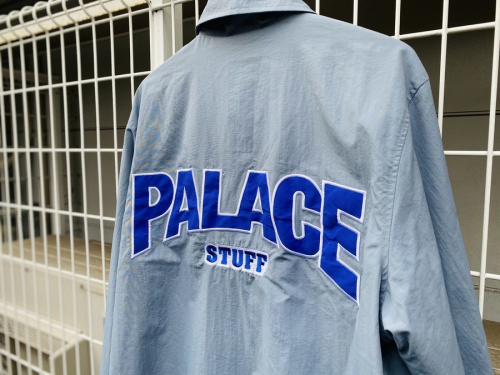 ストリートブランドのPALACE