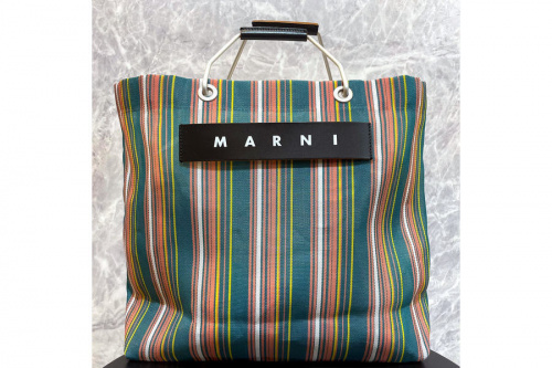 インポートブランドのMARNI