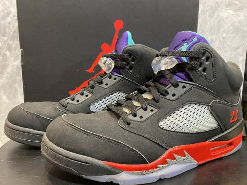 スニーカーのNIKE