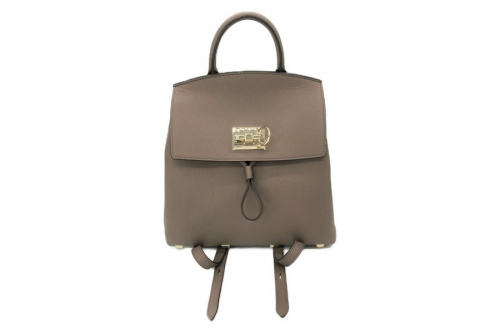 Salvatore Ferragamoのサルヴァトーレ フェラガモ