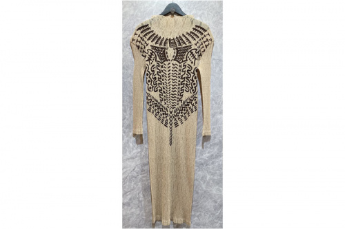 ISSEY MIYAKEのイッセイミヤケ