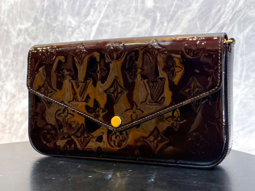 インポートブランドのLOUIS VUITTON 　