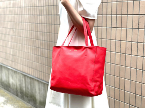 ラグジュアリーブランドのCELINE