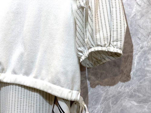 ストライプMIXドッキングワンピースの目白店