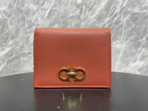 Salvatore Ferragamoのサルヴァトーレ フェラガモ