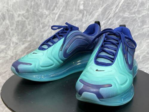 ストリートブランドのNIKE