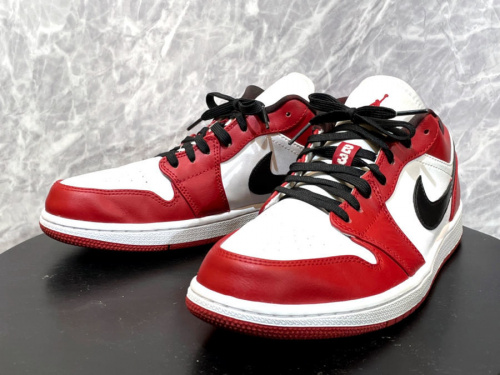 スニーカーのNIKE