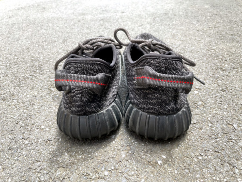 YEEZY BOOST 350の目白店