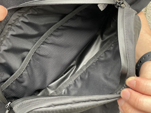 Sling Bagの目白店