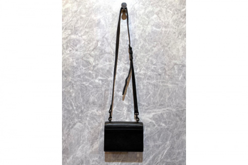 サンローランのショルダーバッグ