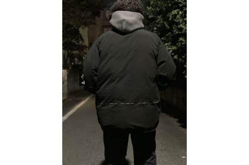 ダウンジャケットのMONSTER PARKA SHORT