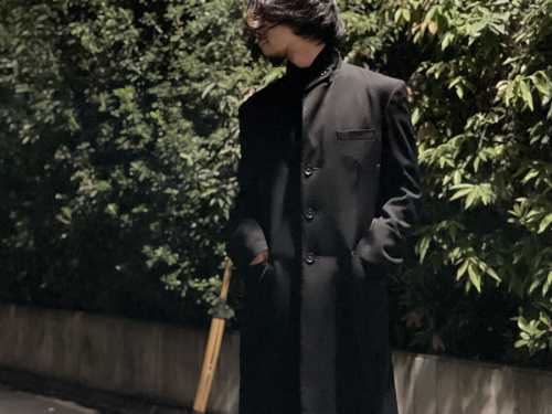 ヨウジヤマモトプールオムのW-ロングJKTプリントB