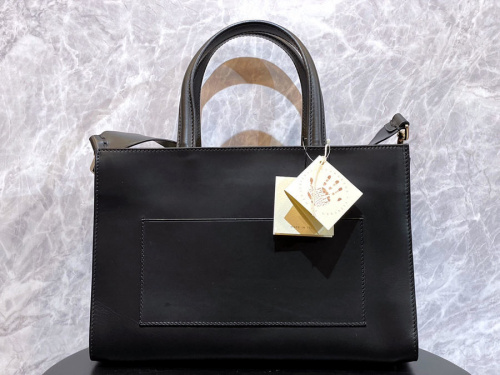 2wayショルダーバッグの目白店