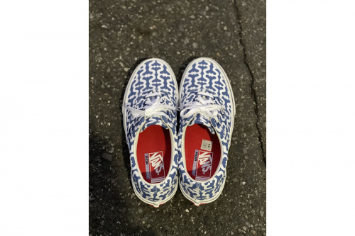 ローカットスニーカーの目白店