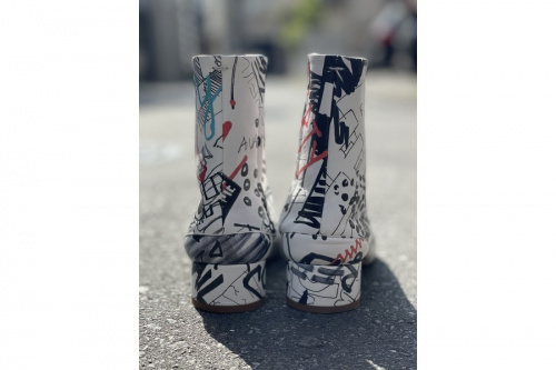 メゾンマルジェラの足袋ブーツ