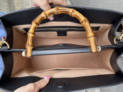 グッチのﾊﾞﾝﾌﾞｰ