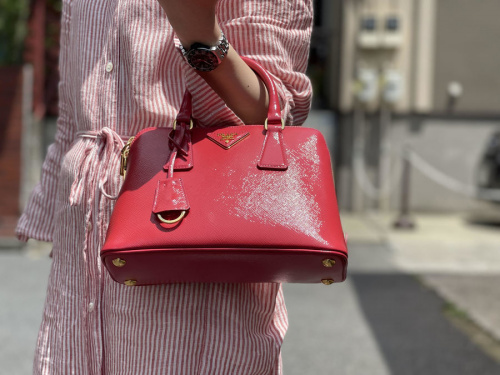 インポートブランドのPRADA