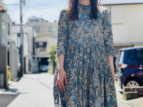 エス マックスマーラのピュア コットン ポプリン プリント ドレス