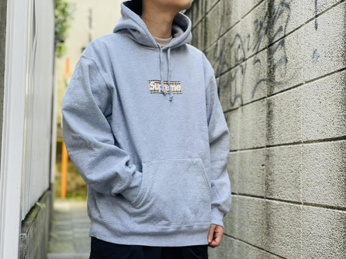 シュプリーム×バーバリーのBox Logo Hooded Sweats