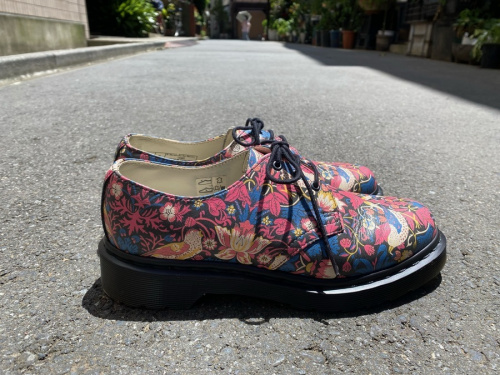 ドクターマーチン × リバティの1461