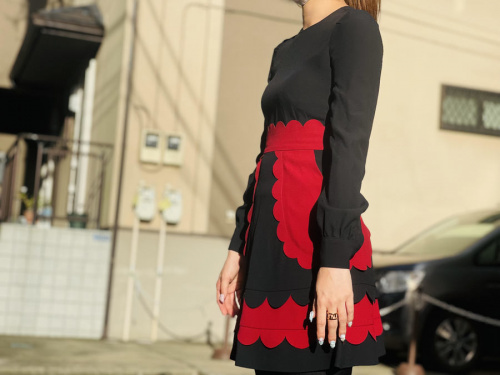 ドレス スカラップの目白店